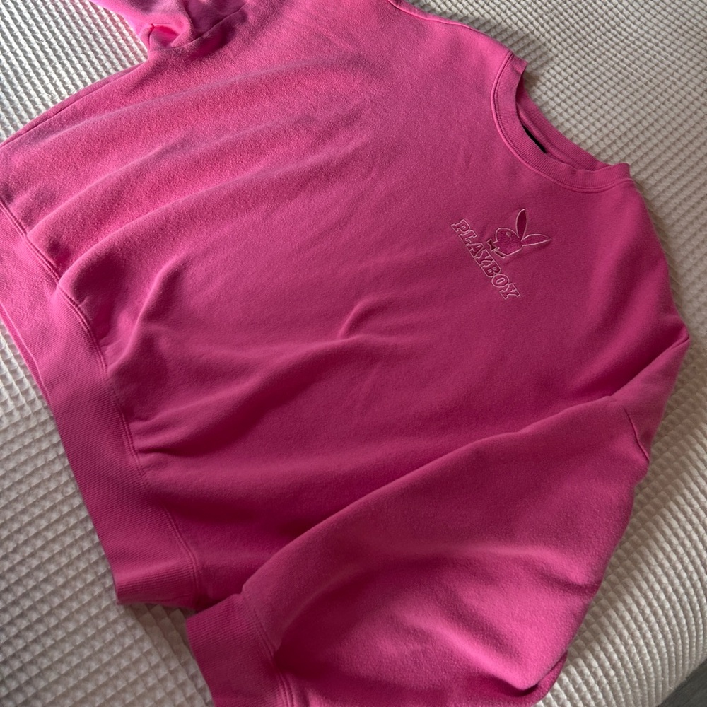Playboy Crewneck by Pacsun 
Size: xs